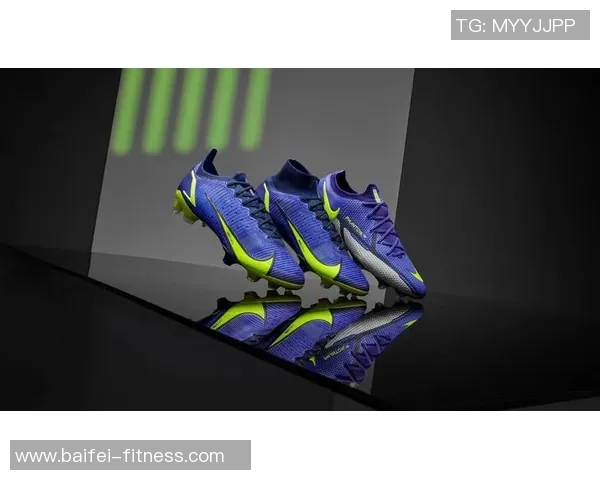 耐克推出足球明星联名款书包引领潮流时尚与运动风潮融合