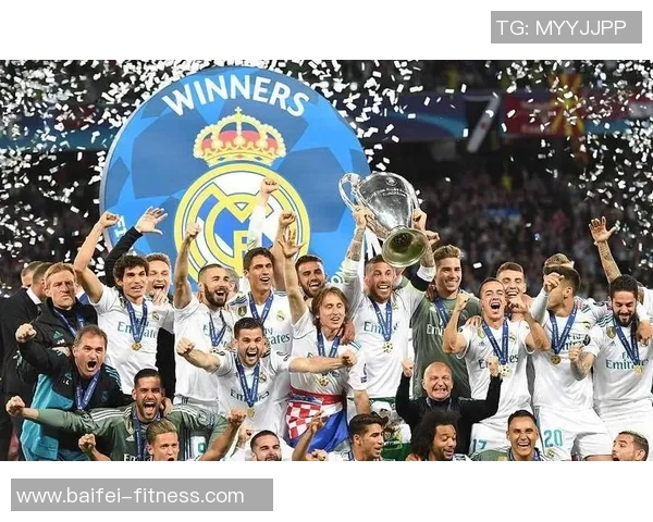 足球球星几何艺术创作揭示运动与形态的完美结合