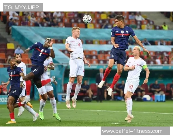 足球队员如何在比赛中应对看不到球星的挑战与困境